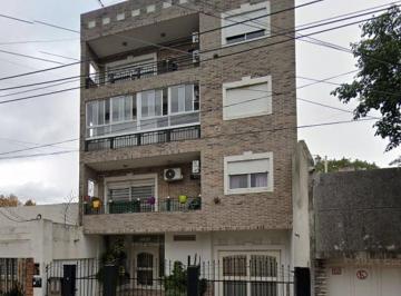 Departamento · 66m² · 3 Ambientes · 1 Cochera · Departamento 3 Amb Fte con Balcon y Cochera Lanus