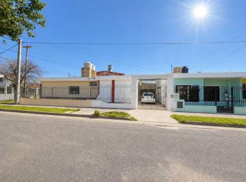 Casa · 188m² · 4 Ambientes · 2 Cocheras · Venta 3 Casas Zona Sur Inversion Alta Rentabilidad