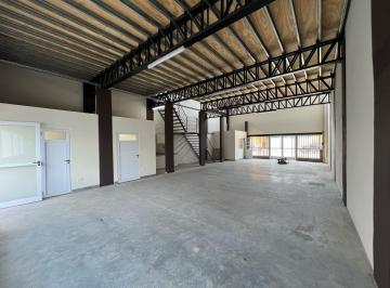 Bodega-Galpón · 266m² · 3 Ambientes · Galpón en Luis Agote