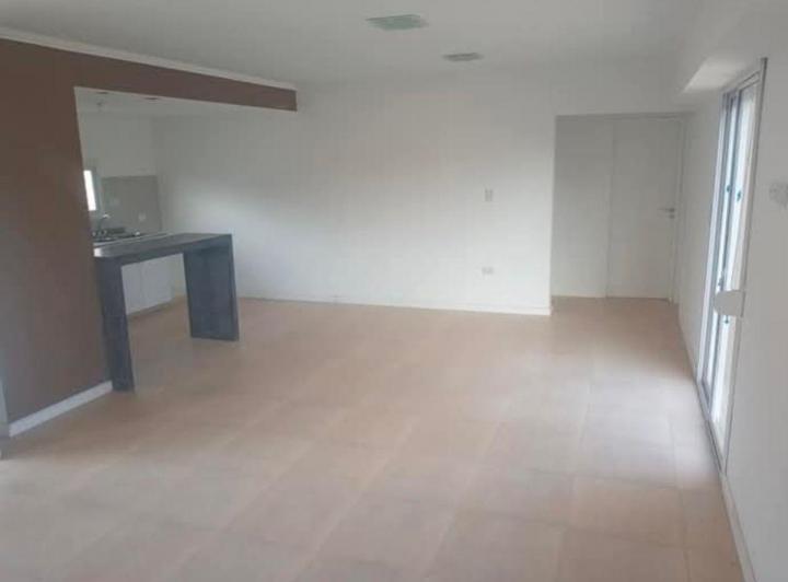 Casa · 65m² · 3 Ambientes · 1 Cochera