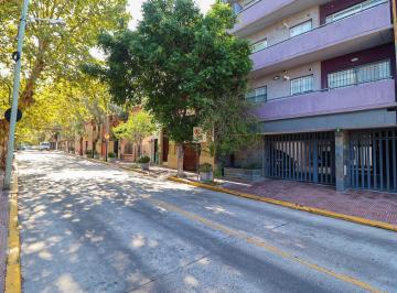 Departamento · 40m² · 2 Ambientes · 9 Cocheras · Departamento en S. Fer. - Vias/centro en Alquiler