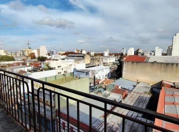 Departamento · 92m² · 4 Ambientes · Amplio Departamento 4 Ambientes con Dependencia, Balcon Corrido y Vista Abierta en Floresta