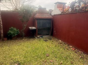 PH · 80m² · 4 Ambientes · 1 Cochera · Duplex con Jardin, Parrilla y Cochera
