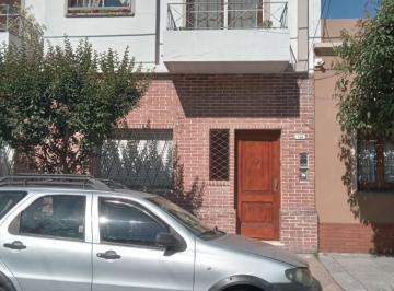 PH · 60m² · 3 Ambientes · PH en Venta en Haedo 3 Ambientes