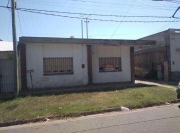 Casa de 3 ambientes, San Lorenzo · Casa Tres Dormitorio y Cochera
