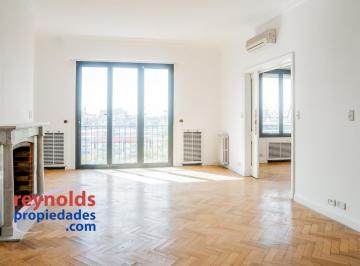 Departamento · 231m² · 5 Ambientes · 1 Cochera · Semipiso de 5 Ambientes y 2 Dependencias en Exclusiva Zona de Recoleta