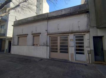 PH · 100m² · 4 Ambientes · PH en Venta - 2 Dorm. 2 Baños - 130 m² - La Plata