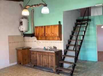 Casa · 90m² · 3 Ambientes · Casa en Alquiler en Luis Guillon