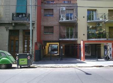 Garage , Almagro · Cochera en Alquiler Fija de Portón Automático Semicubierta Maza Al 500