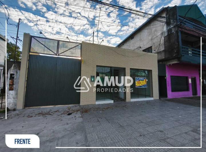 Local comercial · 240m²