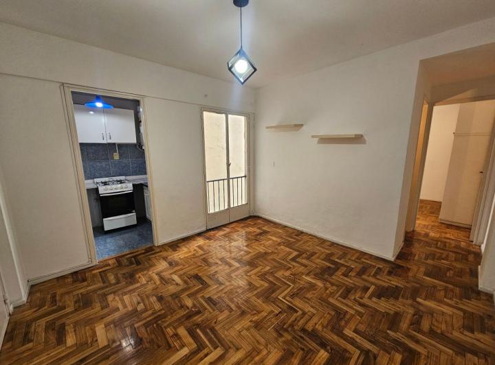 Departamento de 2 Ambientes en Alquiler. Caballito