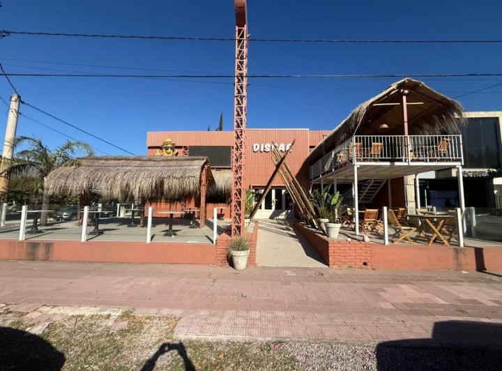 Local comercial · 430m² · 9 Ambientes