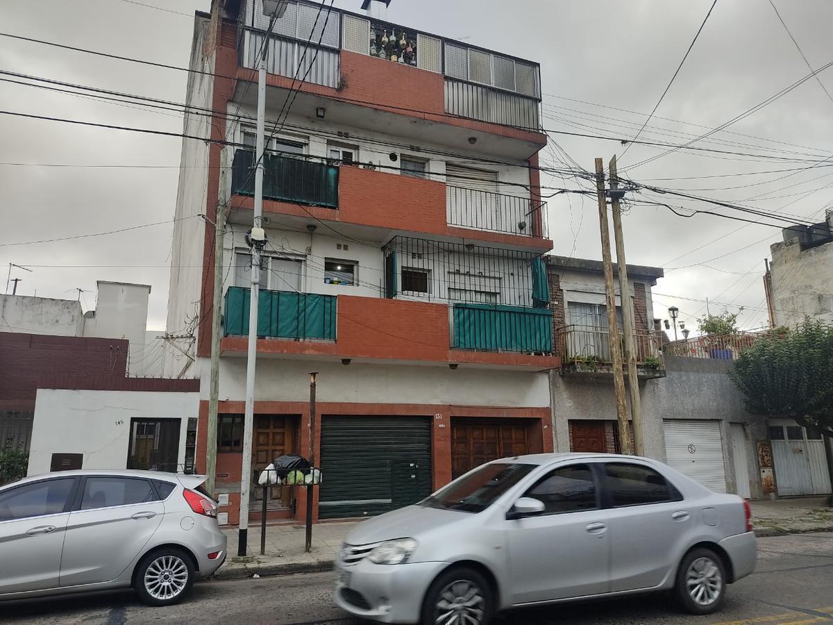 Boulevard de los Italianos e/ Coronel Brandsen y Avenida Manuel Belgrano al 100