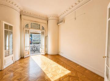 PH de 12 ambientes, Belgrano · Excelente PH Comercial de 315 m² en Alquiler en Belgrano. Sin Expensas.