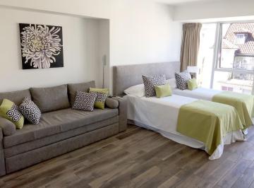 Departamento · 31m² · 1 Ambiente · Alquiler de Excelente Monoambiente en Torre Bellini Esmeralda - Full Amenities - Seguridad 24 Hs.