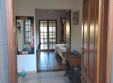 Casa de 8 ambientes, Córdoba · Venta Casa Tres Dorm. Barrio Juan B. Justo