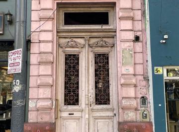 Terreno , Balvanera · Venta - Importante Terreno con Doble Frente Sobre Av Belgrano, Posibilidad de Const. 11 Pisos