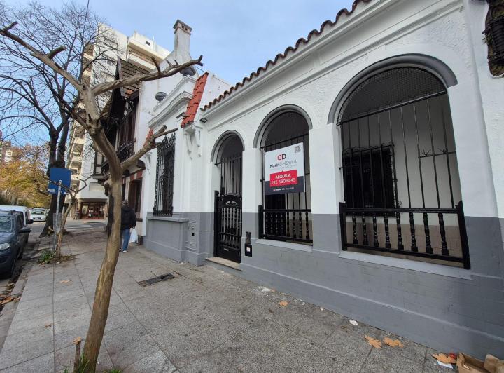 Casa · 140m² · 6 Ambientes