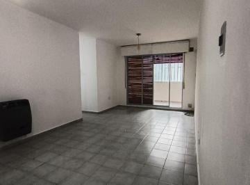 Departamento · 70m² · 5 Ambientes · 1 Cochera · Departamento en Alquiler – 3 Dorm. - Las Palmas