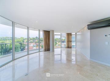 Departamento · 190m² · 4 Ambientes · 3 Cocheras · Venta - Departamento - Terraza Privada - Categoría - Güemes - 4 Ambientes