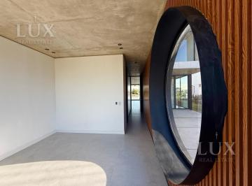 Casa · 1020m² · 7 Ambientes · 4 Cocheras · Casa de Diseño con Vista Al Lago Barrio Marinas Puertos del Lago