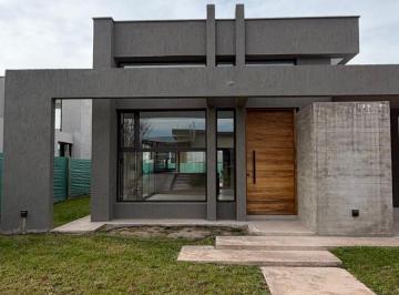Casa de 4 ambientes, Mayor Drummond · Venta Casa a Estrenar en Barrio Lar de Vieytes III