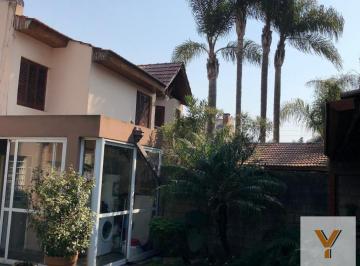 Casa · 120m² · 4 Ambientes · Casa en Venta - 3 Dorm. 2 Baños - Merlo
