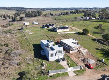 Casa · 240m² · 6 Ambientes · 2 Cocheras · Venta Importante Casa Zona Lago del Fuerte Tandil