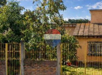 Casa · 210m² · 3 Ambientes · Casa Amplia 2 Dorm. Alto Comedero