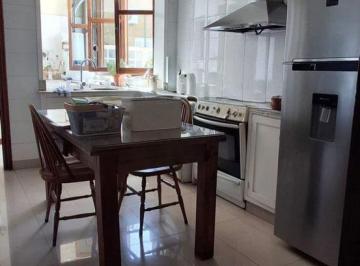 Departamento · 156m² · 5 Ambientes · Departamento Venta Ciudad Mendoza 3 Habitaciones