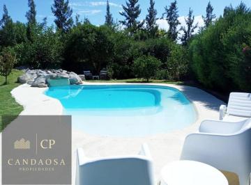 Casa · 200m² · 4 Ambientes · 3 Cocheras · Glm. Venta Excelente Casa en Santa Teresa, Villanueva