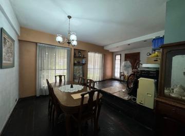 Casa · 51m² · 3 Ambientes · 1 Cochera · Venta Casa 3 Ambientes con Quincho Lugano Ap Cred!
