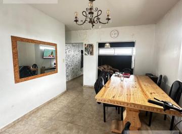 Casa · 80m² · 3 Ambientes · Casa en Venta - 2 Dorm. 1 Baño - 300 m² - La Plata