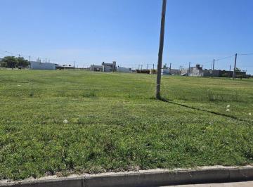 Terreno · 300m² · Lote/excelente Ubicacion/zona Sur/escriturable.