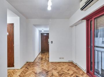 Departamento · 50m² · 2 Ambientes · Dpto 2 Amb Alquiler Villa Crespo Balcon Al Frente