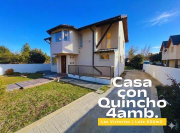 Casa · 145m² · 4 Ambientes · Venta Casa con Quincho en Las Victorias Lote 600 m²
