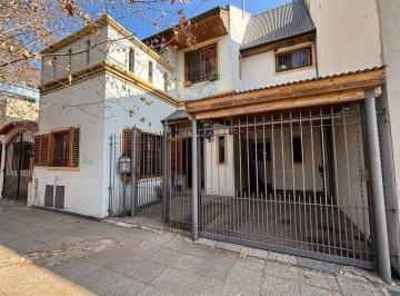 Casa · 190m² · 6 Ambientes · 1 Cochera · Casa 6 Amb en Venta en Lomas Apta Multifamiliar