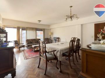 Departamento · 111m² · 4 Ambientes · 1 Cochera · Vende 4 Amb Luminoso C/ Cochera en Las Cañitas