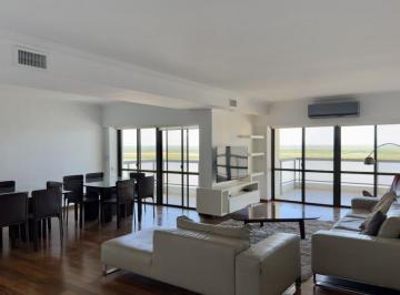 Departamento · 235m² · 7 Ambientes · 2 Cocheras · Venta Piso Exclusivo de Categoria. 4 Dorm.