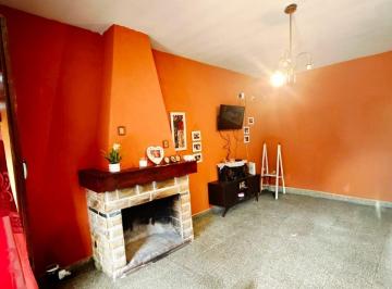 Casa · 70m² · 3 Ambientes · 1 Cochera · Casa 3 Ambientes en Venta Tortuguitas con Patio