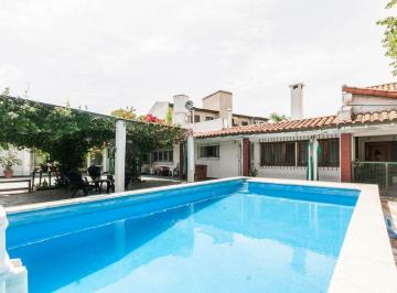 Corredor Responsable: MUDATE HOY S.A. Ignacio Fernando Feijoo CMCPSI 6431 / CPI  · Venta Casa 5 Ambientes en Turdera S/ Lote 1000 m²