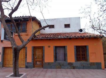 Casa · 350m² · 12 Ambientes · 2 Cocheras · Casa en Venta 5 Cuadras de La Quinta (Godoy Cruz)