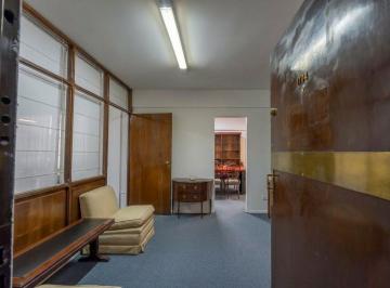 Oficina comercial · 43m² · 1 Cochera · Oficina en Alquiler con Cochera en Microcentro