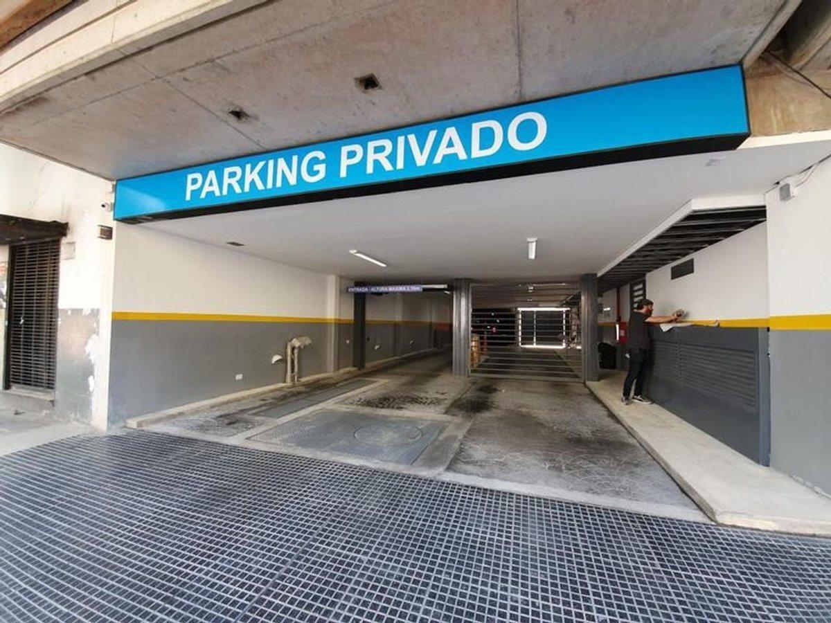 Rawson 300,  Almagro, Capital Federal