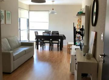 Departamento · 70m² · 3 Ambientes · 1 Cochera · Departamento en Venta - 2 Dorm. 2 Baños - Caballito