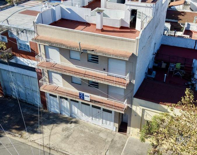 Departamento 3 Amb Contrafrente en Piñeyro Avellaneda