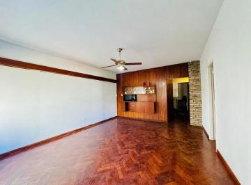 Departamento · 75m² · 3 Ambientes · Alquiler Depto 3 Amb Cocina Ind / Comedor Diario/ Luminoso/ Excelente Ubicación/ Palermo