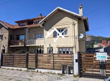 NMP-NMP-85_2 · Venta Amplia Vivienda y Depto, Centro de Esquel, Chubut