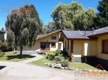 Hotel · 540m² · 16 Ambientes · Cabañas, Complejo Turístico Activo, en El Hoyo Apto Permuta