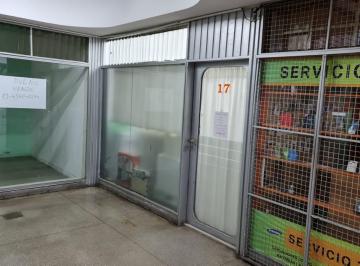 Local comercial , Caballito · Oportunidad! Dueño Vende Local en Galeria Pleno Foco Comercial de Primera Junta